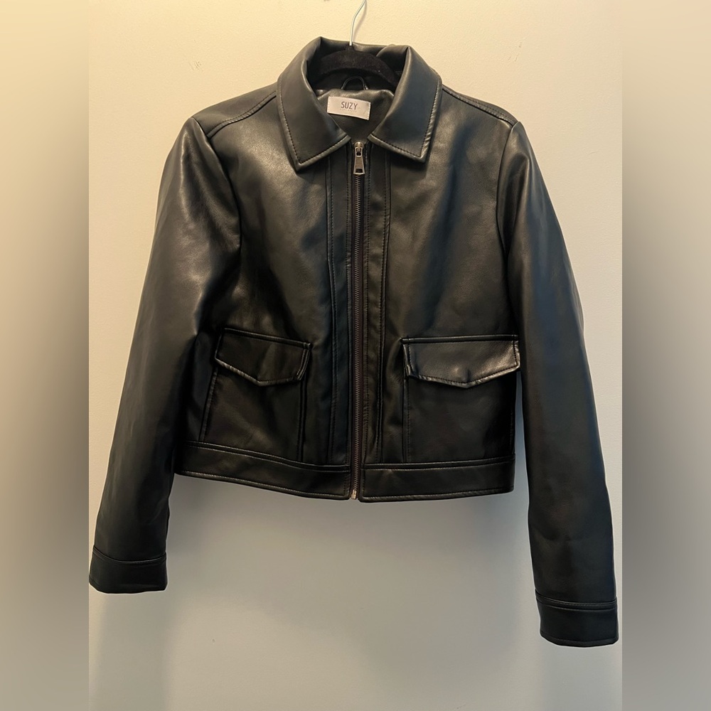 Suzy Shier Black Women's Leather Bomber Jacket